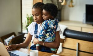 Hier lopen werkende moeders tegenaan (en zo voorkom je het)