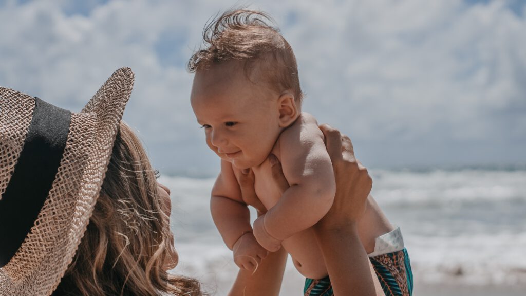 baby insmeren zonnebrand