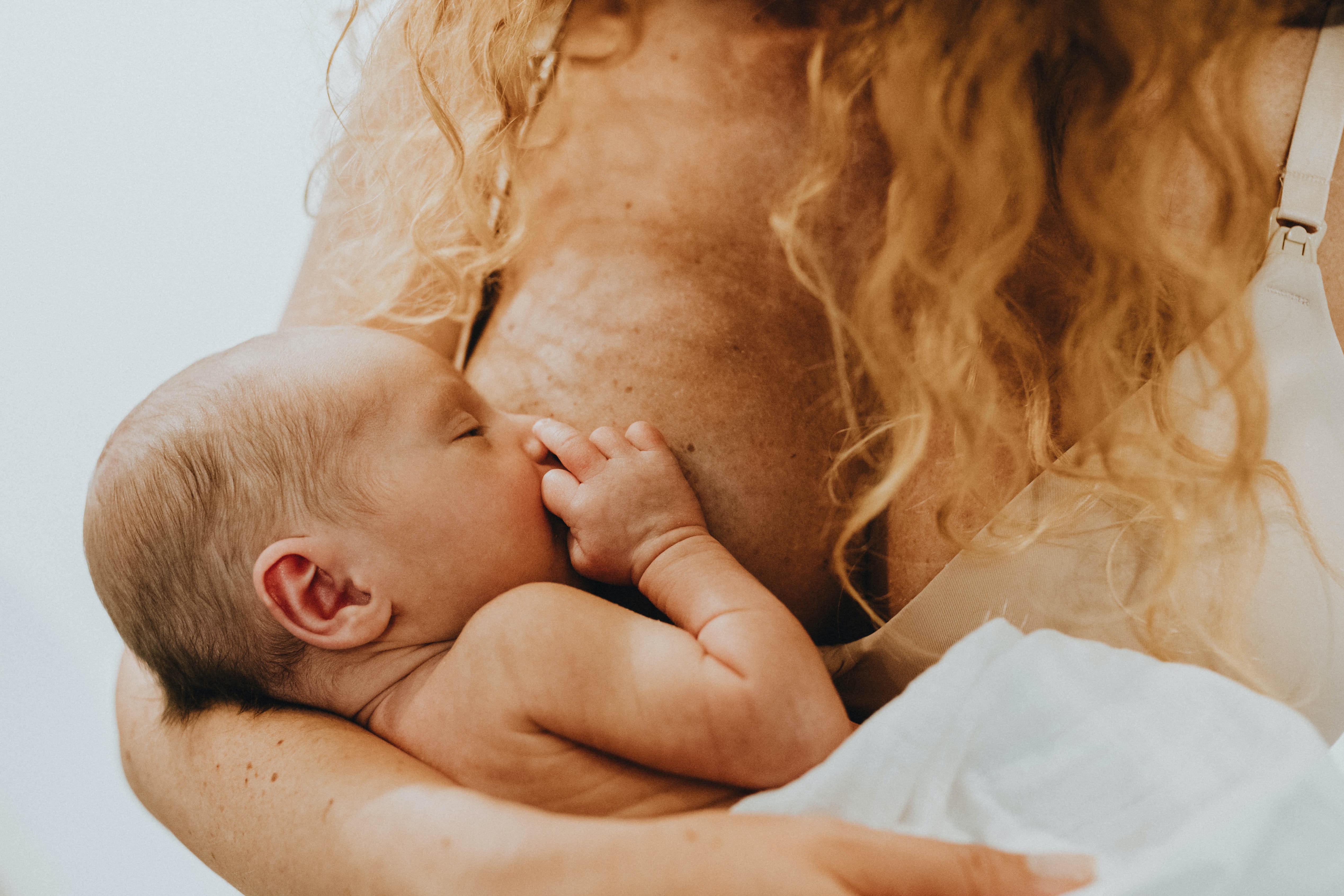 clusteren baby flesvoeding borstvoeding